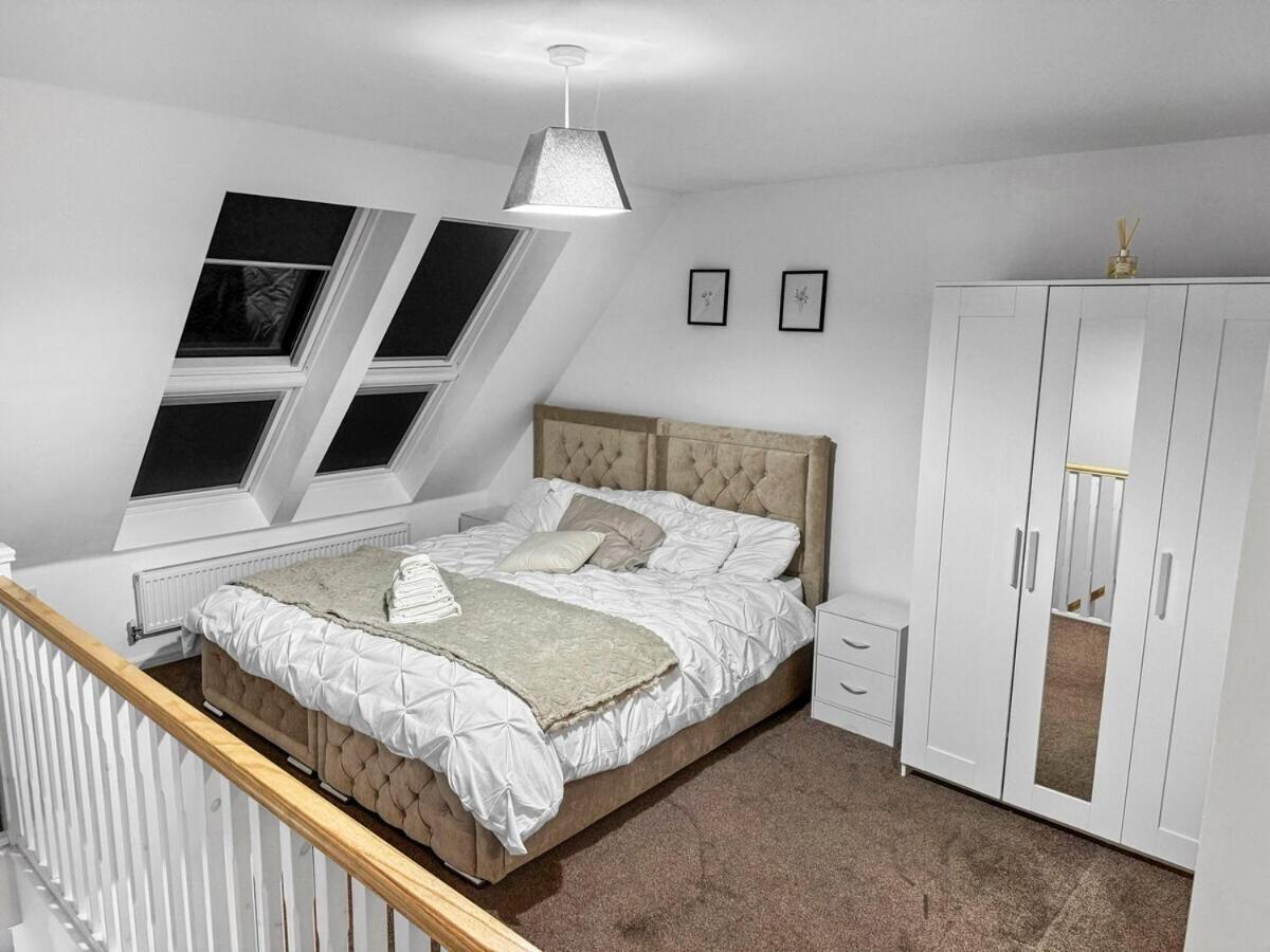 Holiday home Chic 3-br House Ao Arena, Centre,old Trafford *