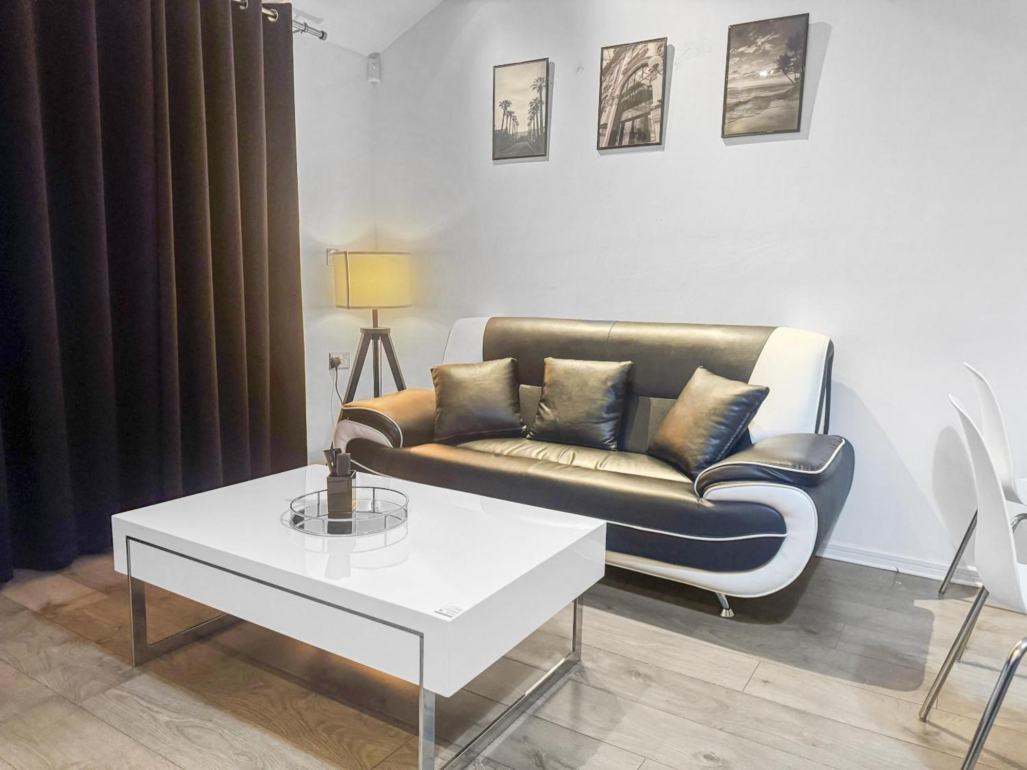 Holiday home Chic 3-br House Ao Arena, Centre,old Trafford Manchester